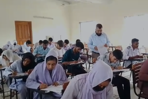 গাইবান্ধায়িএসএসসি ও সমমান পরীক্ষা ব্যাপক প্রস্তুতি নিয়েছে জ...