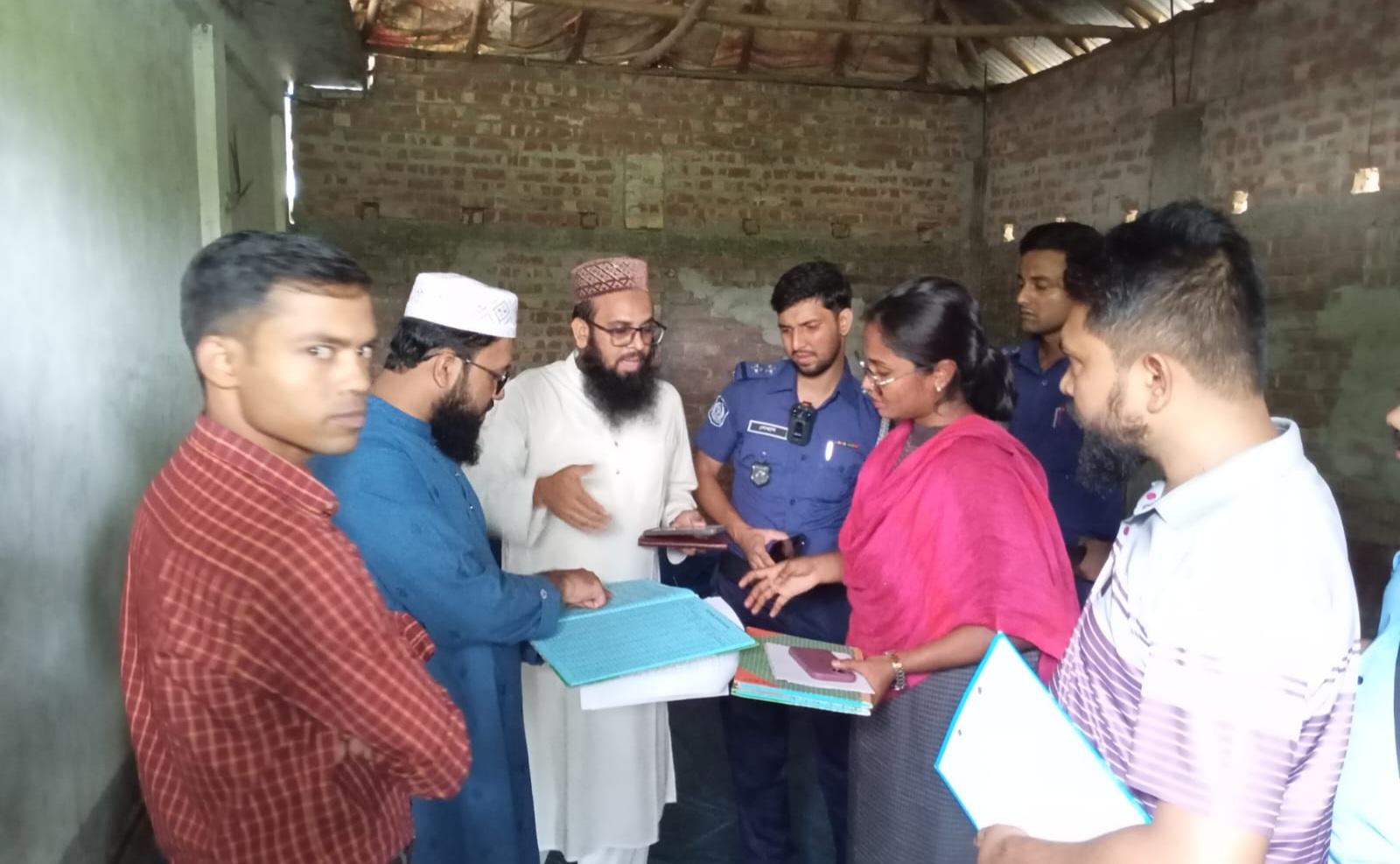 আদমদীঘিতে সার ডিলারের জরিমানা ॥ গুদাম সিলগালা